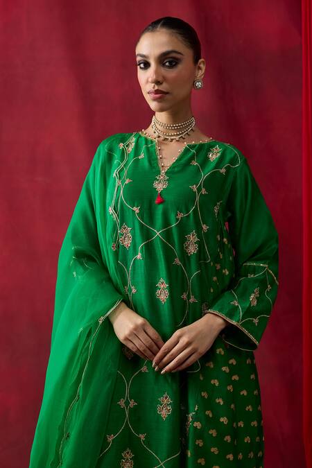 Shikha Mehta_Green Cotton, , Organza Embroidery, Piping, Tassels Mahira Kurta Set _at_Aza_Fashions