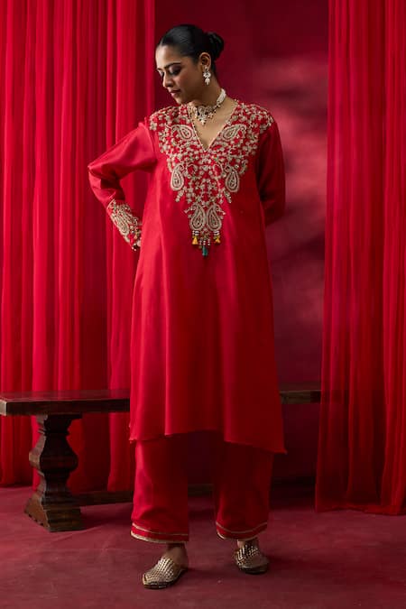 Shikha Mehta Kiara Embroidered Kurta Set 