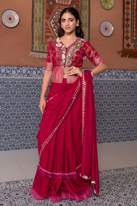 Buy_Nidhi Kejriwal_Wine Georgette, Silk Sequins, Beads, Embroidery V-neck, Saree With Blouse _Online_at_Aza_Fashions