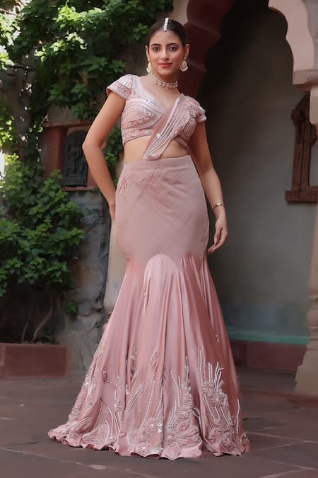 Nidhi Kejriwal Fish Cut Pleated Lehenga Saree With Blouse 