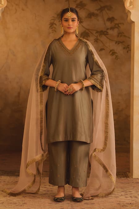 AFRIYA Zardozi Dori Embroidered Kurta Set 