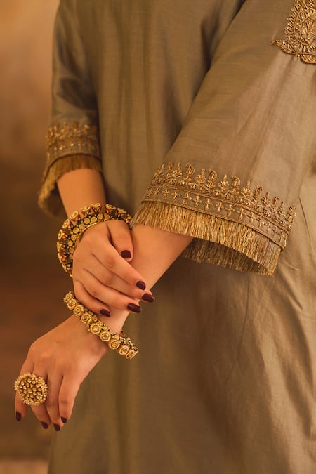 Buy_AFRIYA_Green Chanderi , Organza Zari, Sequins, Pearls, Zardozi Dori Kurta Set 