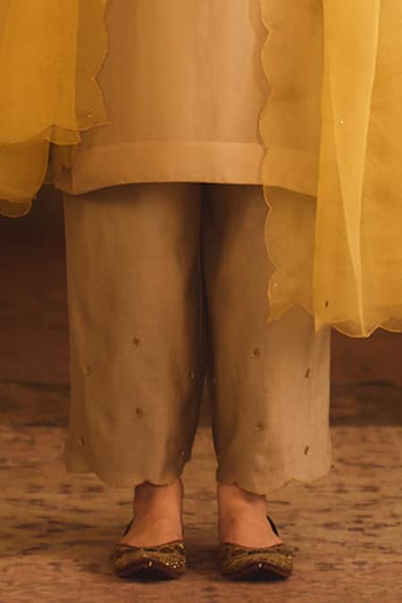 AFRIYA_Green Organza, Chanderi Embroidery, Sequins, Zardozi And Dori Kurta Set _Online_at_Aza_Fashions