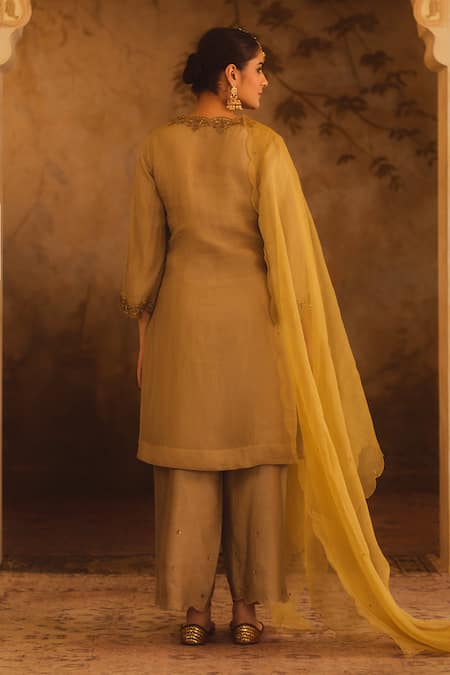 AFRIYA Zardozi & Dori Embroidered Kurta Set 