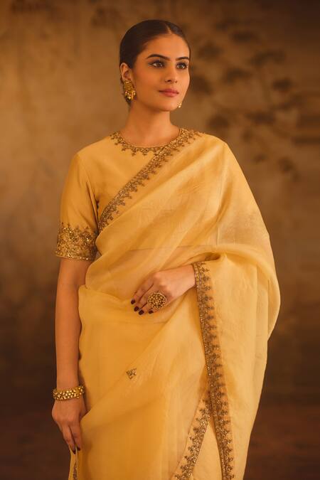 Buy_AFRIYA_Gold Organza, Chanderi Sequins, Tassels, Zari, Saree With Blouse _Online_at_Aza_Fashions