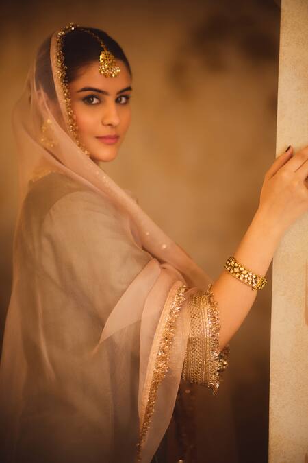 Shop_AFRIYA_Green Chanderi , Organza Gota Patti, Fringe V-neck Border V Kurta Set 