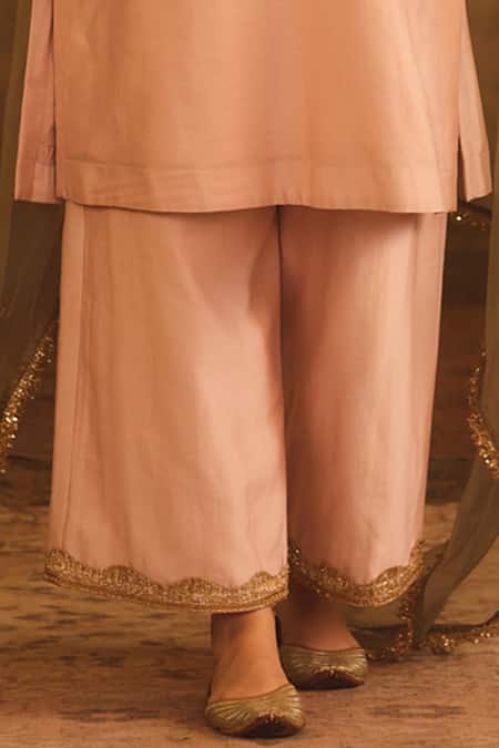 AFRIYA Pink Chanderi , Organza Gota Patti, Fringe, Lace V-neck Kurta Set Online at Aza Fashions AFRIYA_Pink Chanderi , Organza Gota Patti, Fringe, Lace V-neck Kurta Set _Online_at_Aza_Fashions