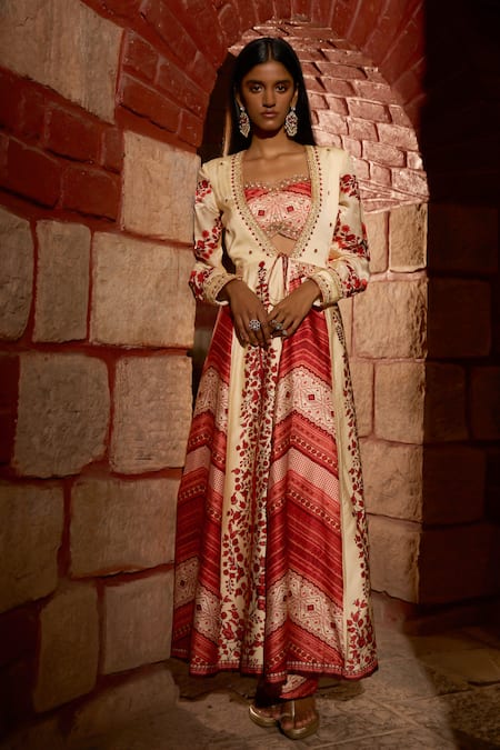 Saangi Mehr Rang Embroidered Jacket Pant Set 