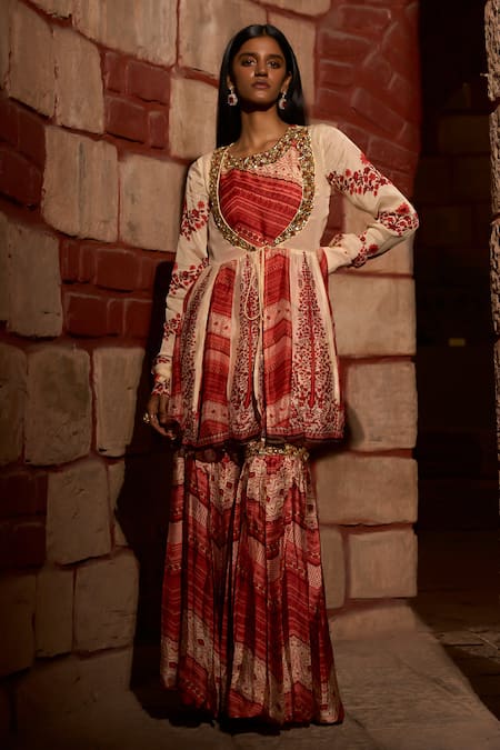 Saangi Mehr Rang Printed Peplum Sharara Set 