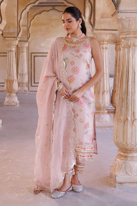 Shop_Bannhi By Priyanka Rathore_Pink Tissue, Georgette Lace, Embroidery, Floral Printed Kurta Set With Dupatta _Online_at_Aza_Fashions