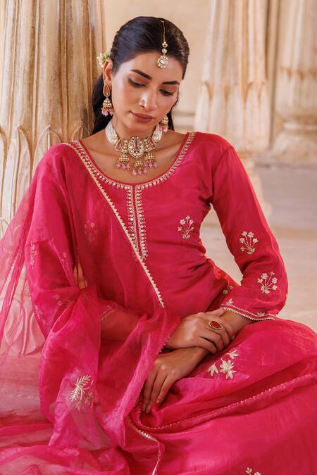 Shop_Bannhi By Priyanka Rathore_Pink Silk, Organza Embroidery, Zari Round Hand Motif Kurta Pant And Dupatta Set _Online_at_Aza_Fashions