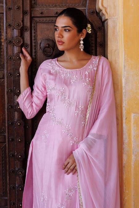 Shop Bannhi By Priyanka Rathore Pink Silk, Chiffon Beads, Embroidery, Gota Hand Cutdana And Beadwork Kurta Set Online at Aza Fashions Shop_Bannhi By Priyanka Rathore_Pink Silk, Chiffon Beads, Embroidery, Gota Hand Cutdana And Beadwork Kurta Set _Online_at_Aza_Fashions