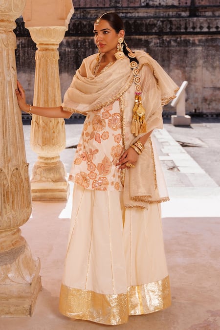 Bannhi By Priyanka Rathore Printed & Embroidered Kurta Skirt Set With Dupatta 