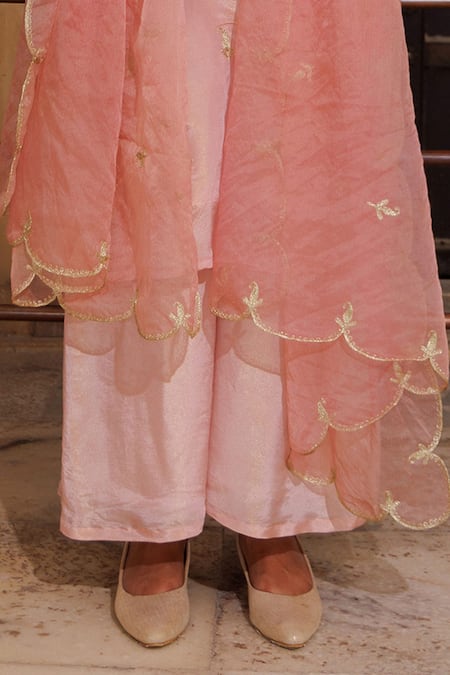 Shop_Bannhi By Priyanka Rathore_Pink Georgette, Organza Embroidery, Metallic Aari Kurta Palazzo And Dupatta Set _Online_at_Aza_Fashions