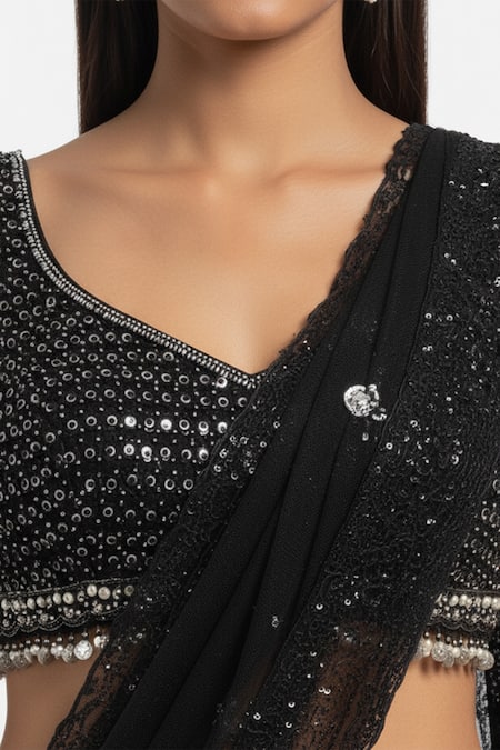 Basanti - Kapde Aur Koffee_Black Crepe Sequins, Beads, Embroidery V-neck White Lehenga Set _Online_at_Aza_Fashions