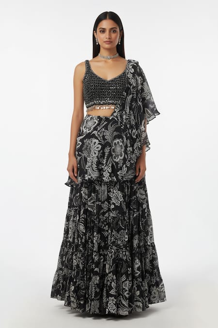 Basanti - Kapde Aur Koffee Embroidered Pre-Draped Saree With Blouse 