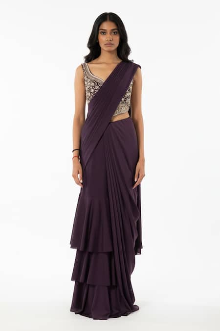 Basanti - Kapde Aur Koffee Pleated Saree With Embroidered Blouse 