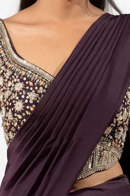 Basanti - Kapde Aur Koffee Pleated Saree With Embroidered Blouse 