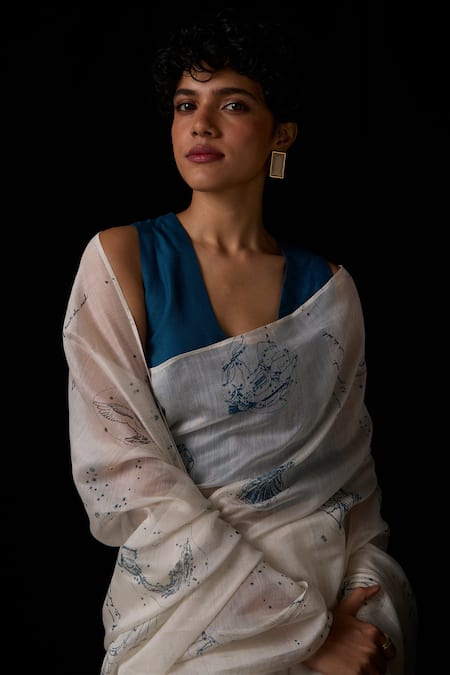 The Summer House_Off White Chanderi Foil Printing Saiph Zodiac Motif Handwoven Saree _at_Aza_Fashions