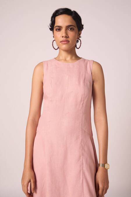The Summer House_Pink Linen Round Neck Pyxis Rose Solid Midi Dress _at_Aza_Fashions