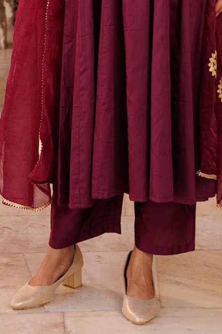 Bannhi By Priyanka Rathore_Purple Cotton Satin, Organza Gota Patti Round Anarkali Kurta Set With Dupatta _Online_at_Aza_Fashions