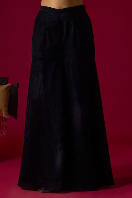 Buy_RAYASHA KHAN_Black Velvet Embroidery, Sequins Nisha Velvetembroidered Kurta And Gharara Set _Online_at_Aza_Fashions