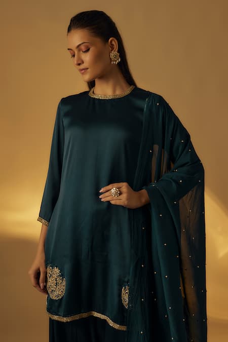 RAYASHA KHAN_Navy Satin, Organza Embroidery, Zari, Midnight Blue Kurta Farshi Salwar Set _Online_at_Aza_Fashions