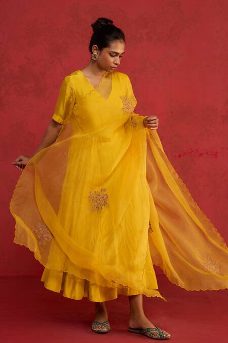 Shop Rhua Yellow Silk, Organza Embroidery V-neck Ari And Zardozi Kurta Pant Set Online at Aza Fashions Shop_Rhua_Yellow Silk, Organza Embroidery V-neck Ari And Zardozi Kurta Pant Set _Online_at_Aza_Fashions