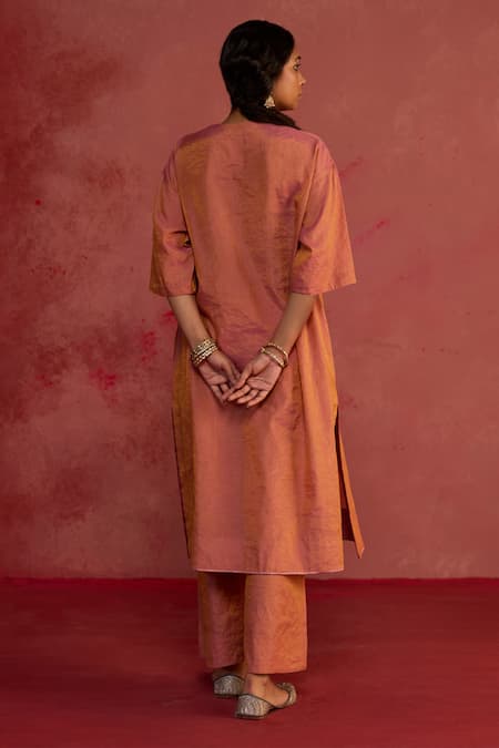 Rhua Handwoven Banarasi Tissue Kurta Set 