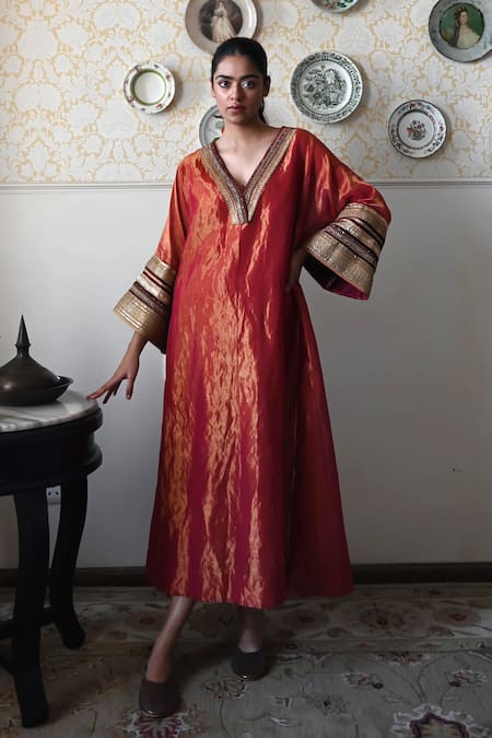 Shorshe Clothing Waheeda Hand Embroidered Kaftan 