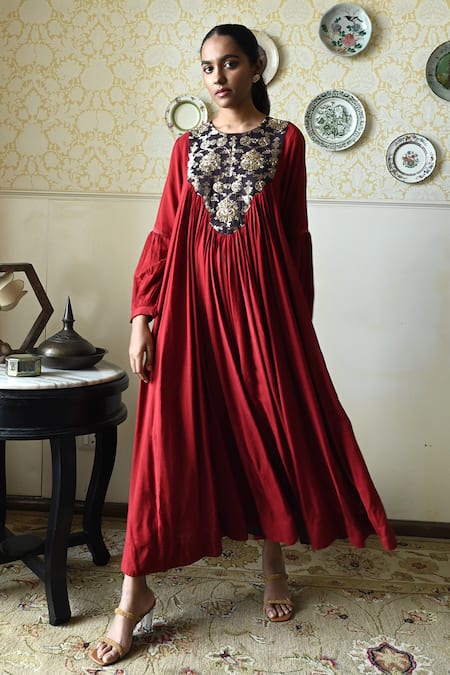 Buy_Shorshe Clothing_Red Silk Embroidery, Lace Round Neck Vaani Brocade Woven Dress _Online_at_Aza_Fashions