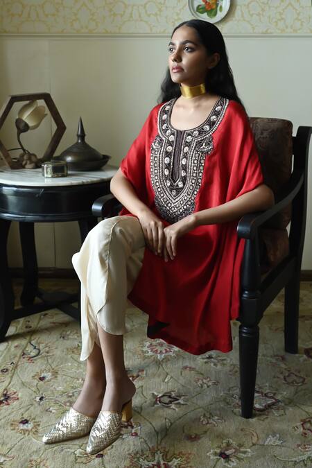 Buy_Shorshe Clothing_Red Silk Round Neck Embroidered Cape And Dhoti Pant Set _Online_at_Aza_Fashions