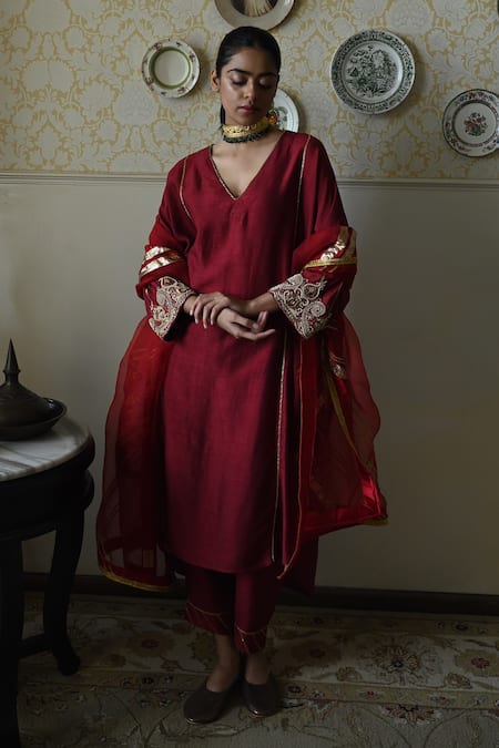 Shorshe Clothing Anaar Organza Dupatta 