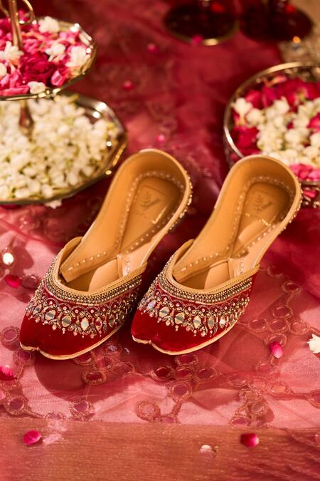House Of Vian_Red Falak Embellished Juttis _at_Aza_Fashions