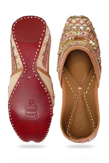 NR By Nidhi Rathi Embroidered & Sequin Jutti