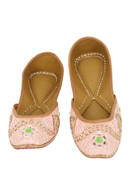 NR By Nidhi Rathi Embroidered & Beaded Juttie