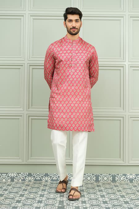 Niloufer By Aasif Ally_Red Silk Lal Pataka Printed Short Kurta And Pant Set _Online_at_Aza_Fashions