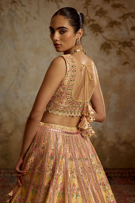 SUHINO Embroidered Lehenga Set 