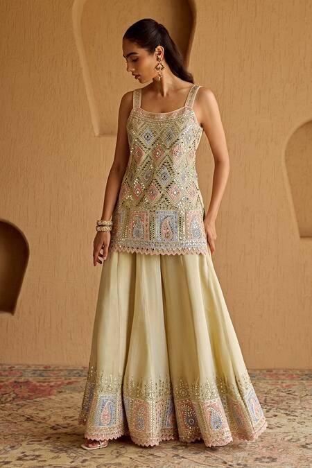 Buy_SUHINO_Ivory Tissue, Organza Patchwork, Mirrors, Zari Square Patch Kurta Sharara Set _Online_at_Aza_Fashions