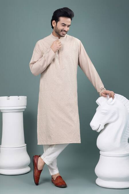 Buy_Priyanka Haralalka_Beige Cotton Applique, Embroidery Geometrical Kurta And Pyjama Set _Online_at_Aza_Fashions