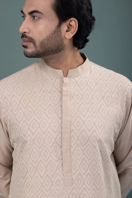 Buy_Priyanka Haralalka_Beige Cotton Applique, Embroidery Geometrical Kurta And Pyjama Set 