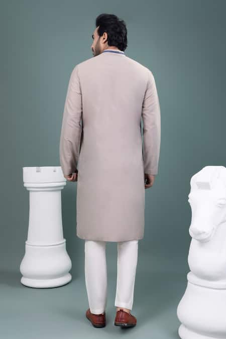 Priyanka Haralalka Stitch Detailed Kurta & Pyjama Set 