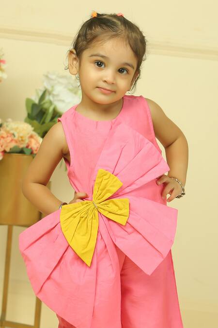 Pankhuri By Priyanka_Pink Chanderi Bows Oversized Top And Pant Co-ord Set _at_Aza_Fashions