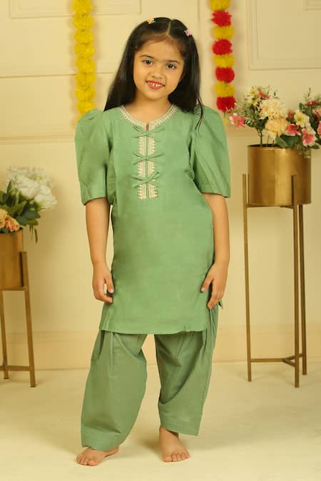 Pankhuri By Priyanka Lace Work Placket Kurta & Salwar Set 