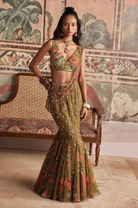 Show Shaa Floral Print & Embellished Pre-Draped Saree Set