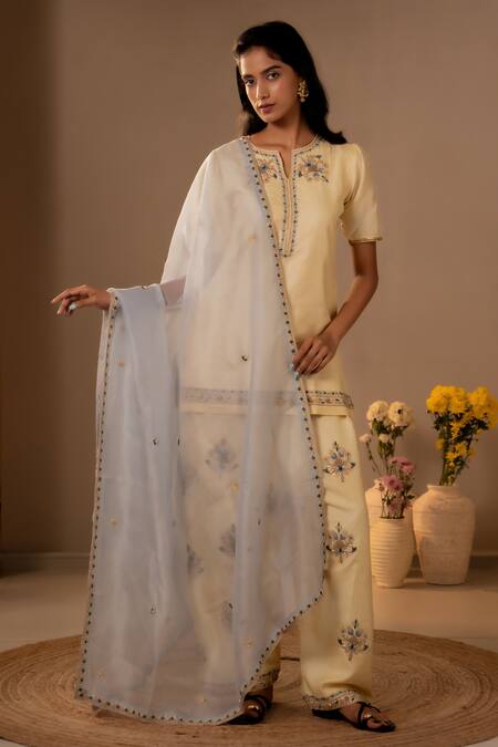 Aavya_Yellow Silk, Shantoon, Organza Embroidery Split Short Kurta Farsi Salwar Set _Online_at_Aza_Fashions