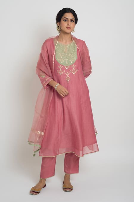 Sinjhar Chanderi Embroidered Kurta, Pant & Dupatta Set 