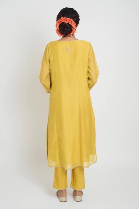 Sinjhar Embroidered Chanderi Kurta, Pant & Dupatta Set 