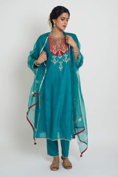 Sinjhar Embroidered Chanderi Kurta, Pant & Dupatta Set 