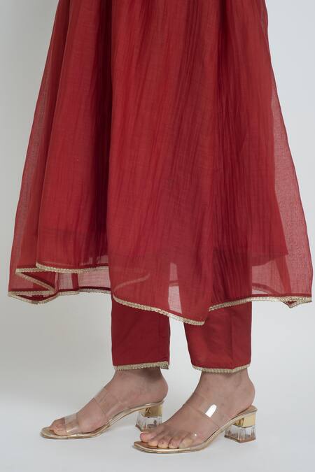 Buy Sinjhar Red Chanderi Embroidery, Sequins, Stones, Tassels Kurta, Pant And Dupatta Set Buy_Sinjhar_Red Chanderi Embroidery, Sequins, Stones, Tassels Kurta, Pant And Dupatta Set
